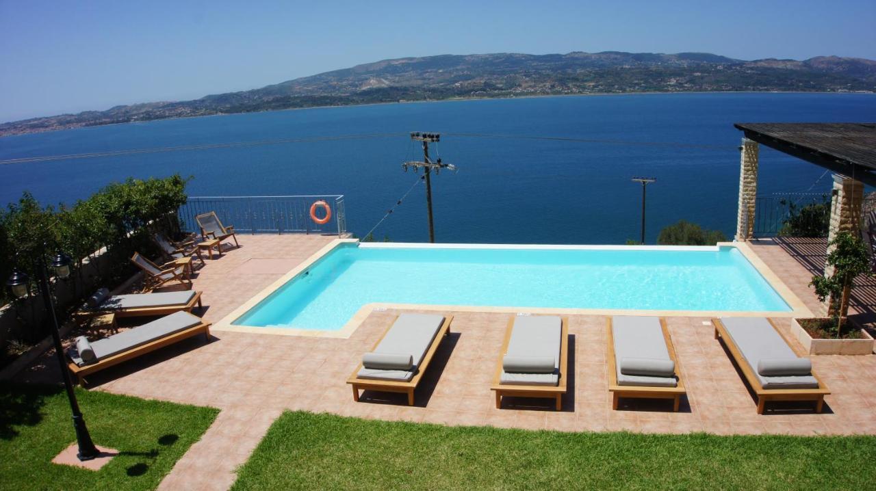 Villa Erato - Private Pool Villa Fársa Exterior photo